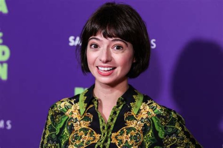 Unveiling Kate Micucci's Enchanting Role In "How I Met Your Mother"